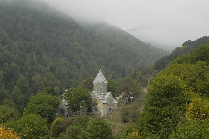 7 Day Tour through Armenia - Day 6: Four churches, a bridge picnic zone, plus Amberd Fortress altitude drama