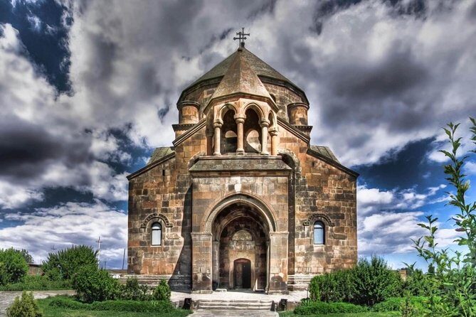 Echmiadzin (Hripsime, Gayane, Mother Cathedral) and Zvartnots Temple - Zvartnots Temple Ruins: Three Tiers, Circular Drama, and Ararat Views