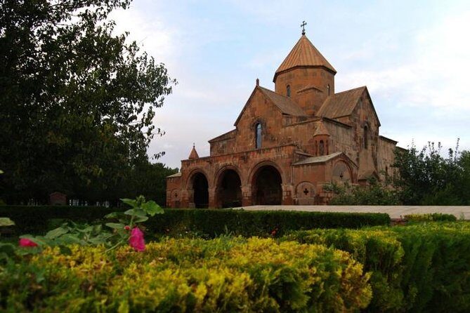 Echmiadzin, Zvartnots, Khor Virap - A Church-Heavy Day That Runs Like a Plan