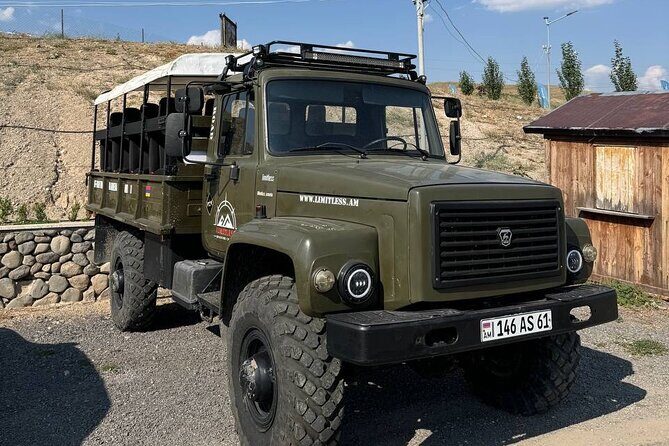 Garni Gorge and Azat Reservoir OFF ROAD Tour & Water Sports - Azat Reservoir: where the water sports clock actually runs