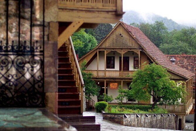 Gastro tour package in Armenia - Garni lavash, Symphony of Stones, and Geghard’s rock-cut architecture