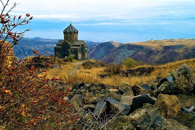 Group Tour: Amberd, Aragats, Lake Kari, Saghmosavank, Alphabet - Kari Lake at 3,250 m: cold water and photos that feel earned
