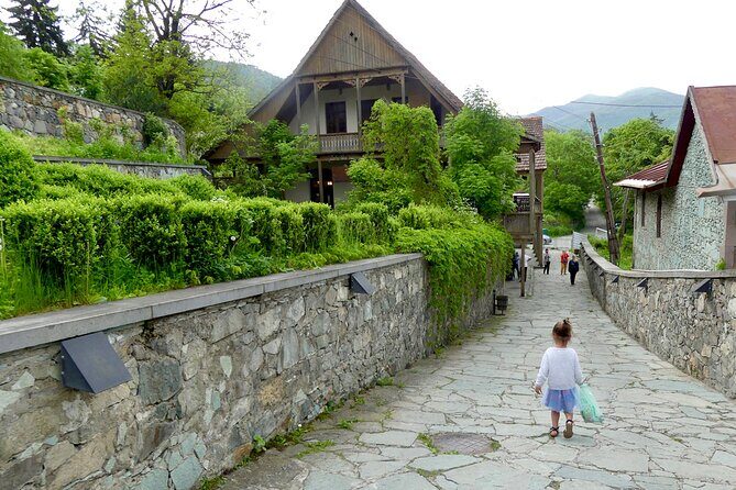 Group Tour: Dilijan, Lake Parz, Makaravank Monastery, winery - Dilijan: Forest Air, River Setting, and a Quick Taste of Architecture