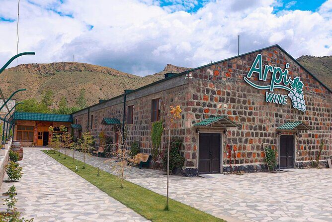 Group Tour: Lake Sevan, Hayravank, Noratus, Jermuk, winery - Jermuk: mineral-water ritual in a health resort setting
