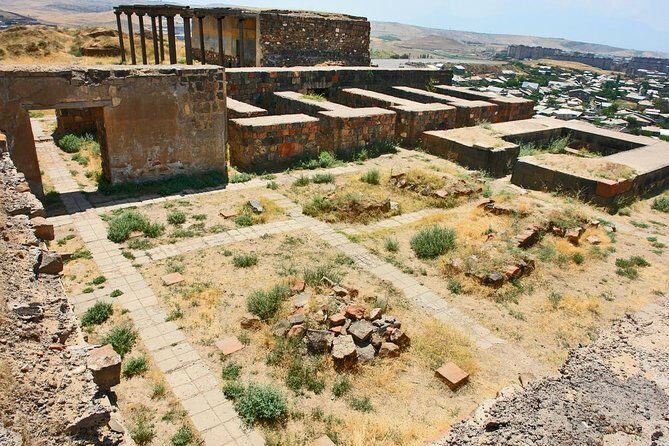 Group Tour: Sightseeing in Yerevan, Erebuni Museum and Fortress - Erebuni Museum and Fortress: Armenia’s 2800-year starting point