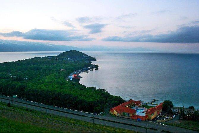 Group Tour: Tsaghkadzor (Kecharis, Ropeway), Lake Sevan, Trout barbecue treat - Lake Sevan time: how to use 90 minutes without feeling rushed