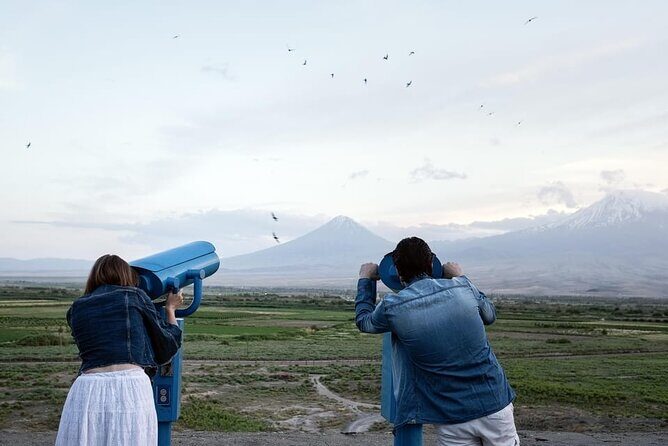Khor Virap, Azat Reservoir, Garni & Geghard Small-Group Day Trip - Charents Arch: your final Ararat viewpoint