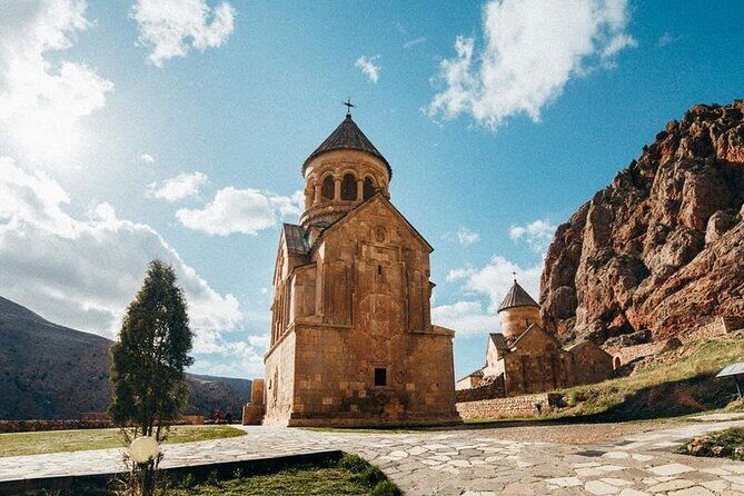 Khor Virap, Noravank & Birds' Cave Day Trip with Wine Tasting - Pickup in Yerevan: meeting point, time, and how the ride really feels