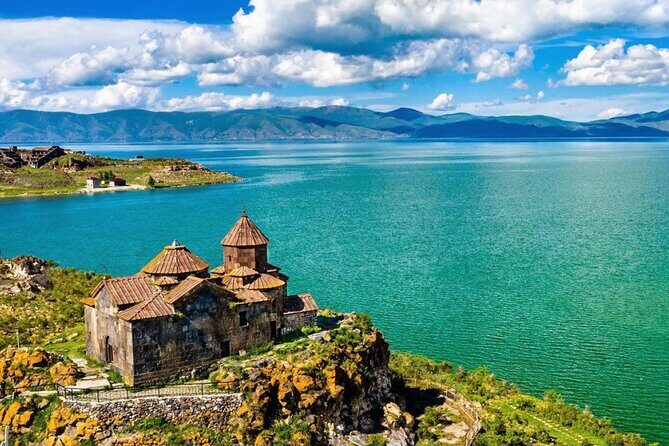 Lake Sevan, Hayravank, Noratus, Selim Pass, Jermuk, Areni - Quick hits before you go