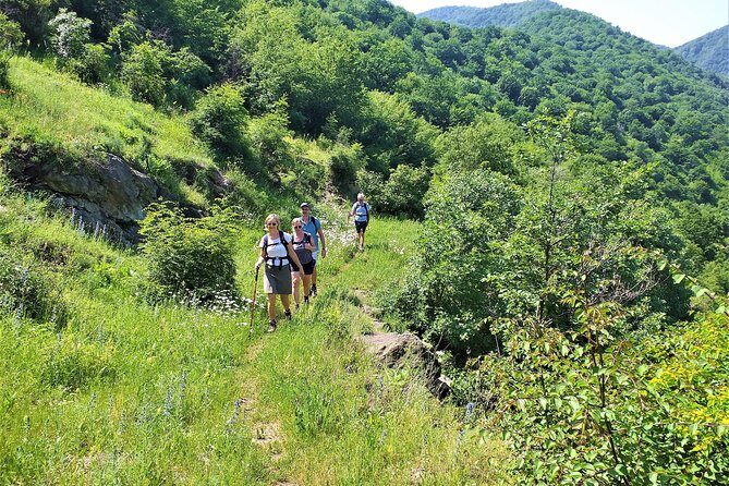 Lori Canyon Vacations - Lori Canyon is built for an efficient two-day hit