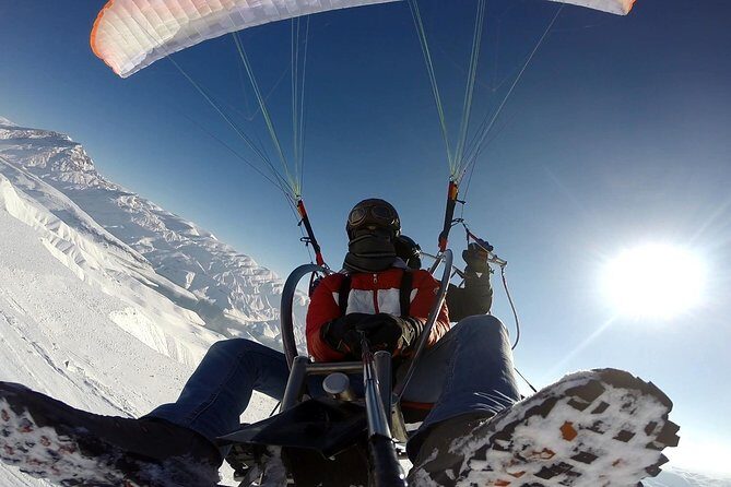 Paragliding in Armenia - An early Yerevan morning you should plan for
