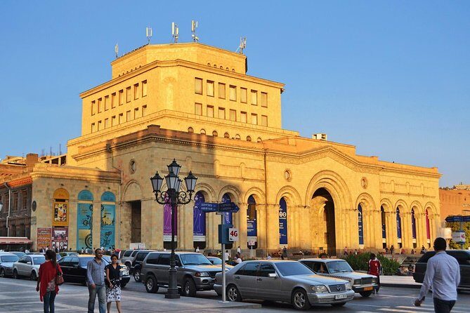 Private sightseeing and walking tour in Yerevan - Victory Park: city views you’ll want to save for later