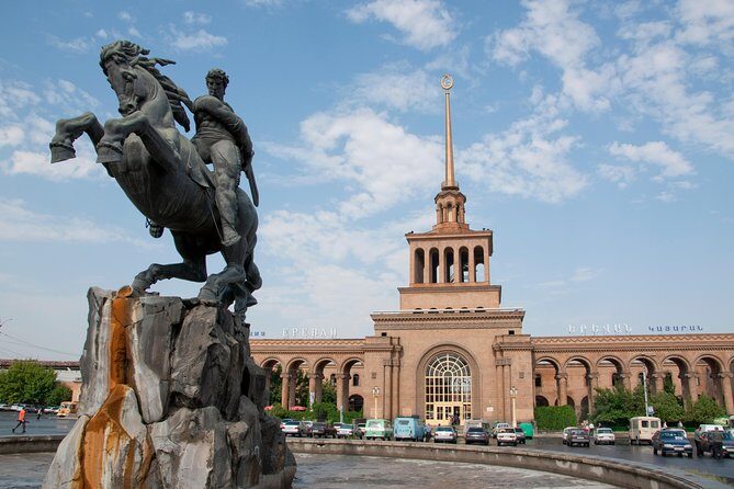 Private sightseeing and walking tour in Yerevan - Private walking-tour comfort: cars, walking, and the pace reality check