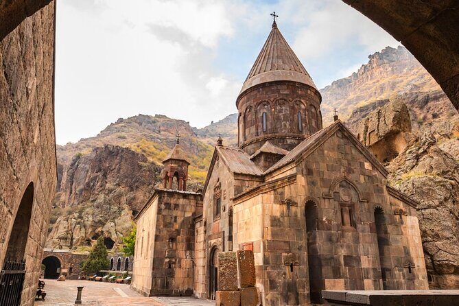 Private Tour to Garni Temple, Geghard & Khor Virap Monasteries, Azat Reservoir - Garni Temple: Armenia’s only preserved pagan temple