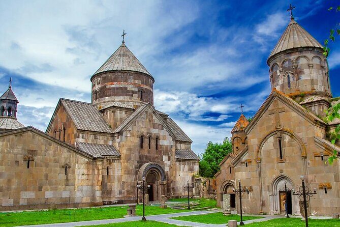 Private tour to Tsaghkadzor city (Ropeway), Lake Sevan, Sevanvank, Dilijan - Lake Parz: the mirror stop that changes with the season