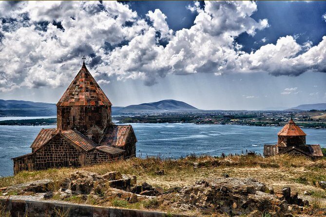 Private Tour: Tsaghkadzor, Sevan lake,Sevanavank, Dilijan, Haghartsin monastery - Sevanavank: the monastery shaped by 20 metres of water change