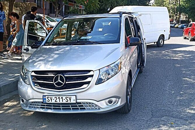 Transfer from Yerevan to Tbilisi - Yerevan Pickup at 60 Abovyan poxoc: how to find your minivan