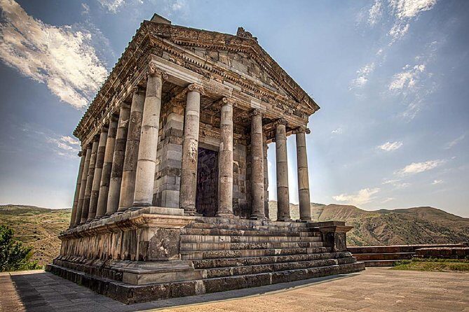 Yerevan Card Including Free 30+ Museums, 5+ Tours & Discounts - Crafts and taste: brandy, carpets, and chocolate