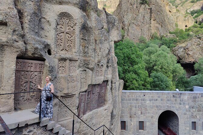 Yerevan: Garni, Geghard, Symphony of Stones & Lavash Baking - Lavash baking master class: learning the bread that anchors Armenian meals